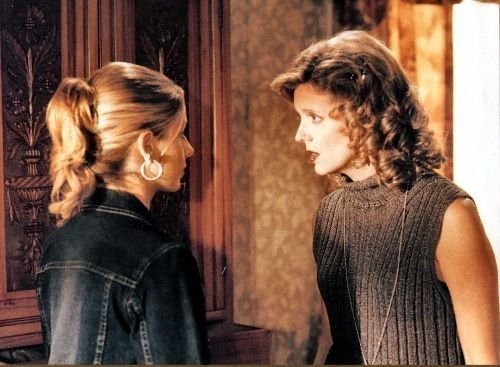 buffy-joyce-buffy-the-vampire-slayer-1272133-500-367